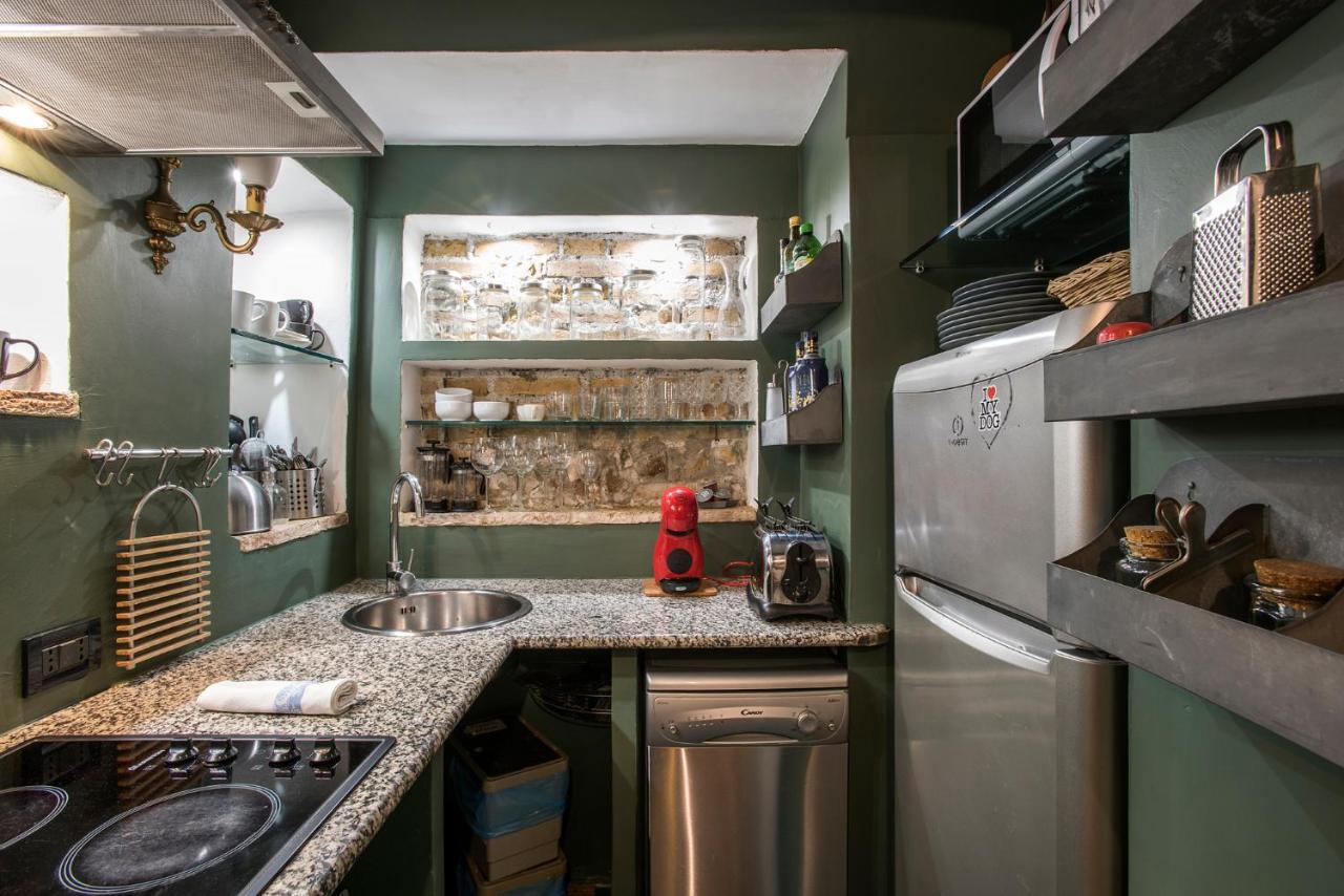 Charming Pantheon In The Heart Of Appartement *