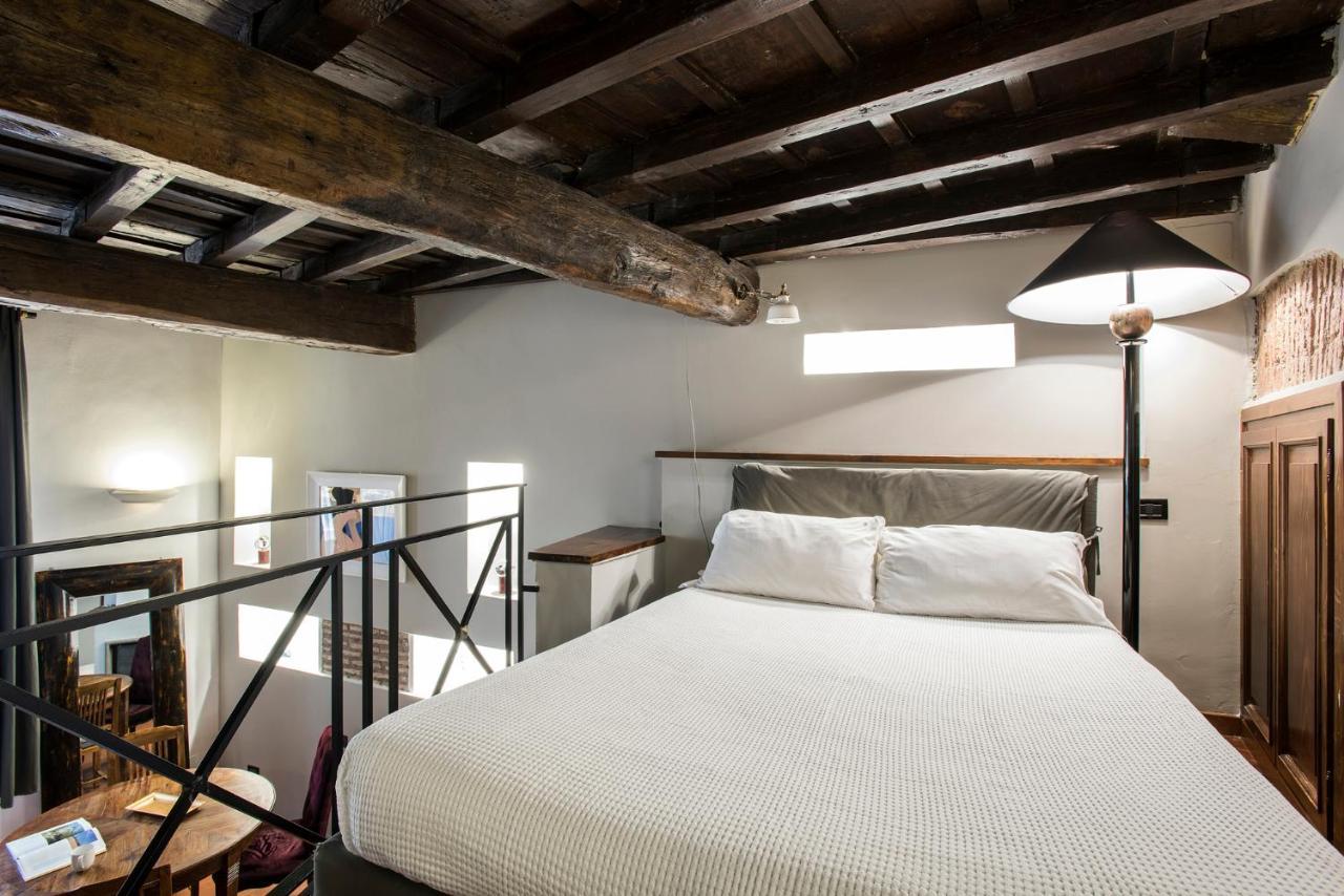 Charming Pantheon In The Heart Of Appartement Rome